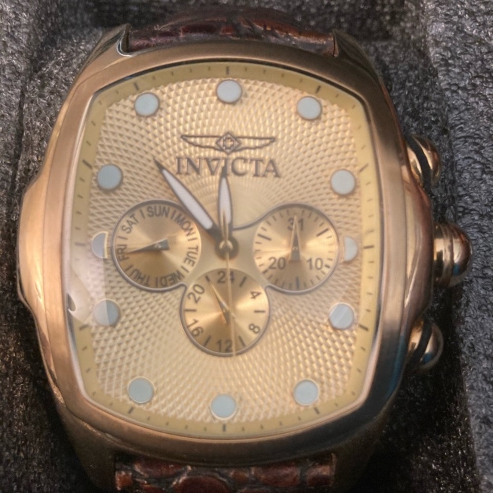 ❌SOLD SOLD SOLD❌2 watch set w/bands